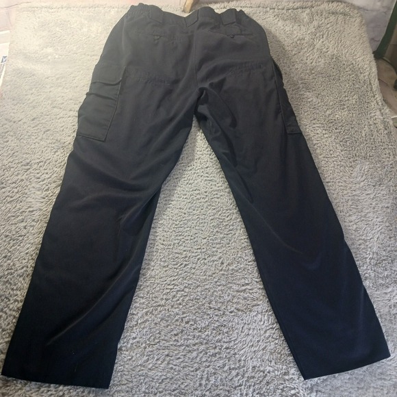 5.11 Tactical Series Cargo Pants Mens 31x30 Elastic Waist Straight Leg Utility - Picture 6 of 7